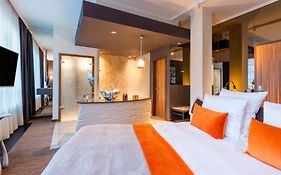 East Hotel
